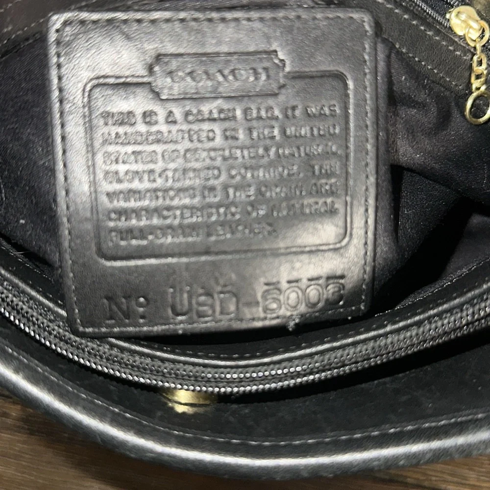 Vintage Coach Chelsea leather shoulder messenger bag in black 6003! - Picture 10 of 12